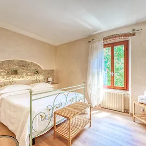Oasi Borghetto , Castellaro (Lombardy) Italia